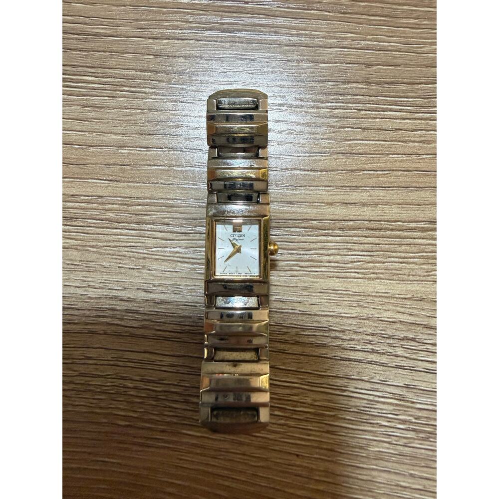 Vintage CITIZEN Elegance Two Tone Band Wristwatch